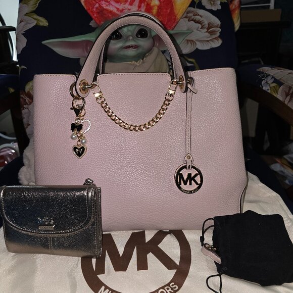 Michael Kors Pebble Leather Bag in Light Rose (blush Pink) & Coach Gold Wallet - Picture 1 of 11
